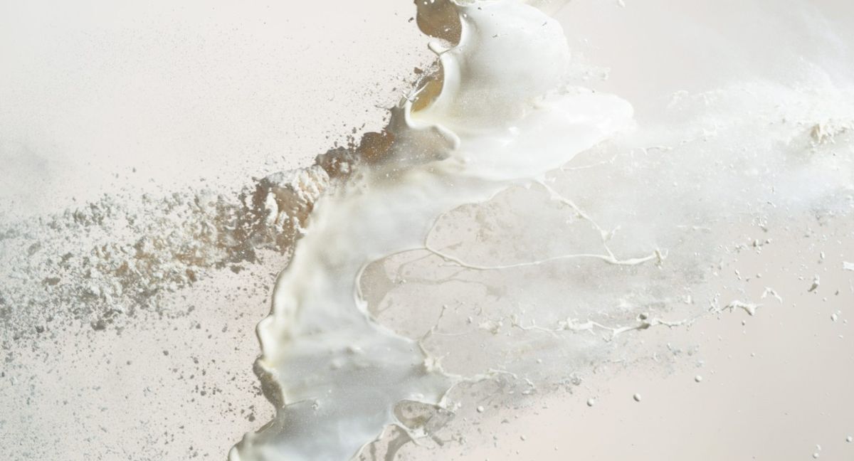 完美的一天无动物的乳粉和牛奶＂loading=