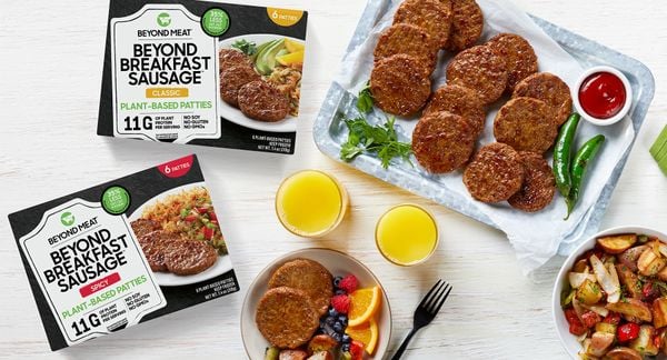 Beyond Meat于2020年3月在零售市场推出了Beyond Breakfast Sausage。