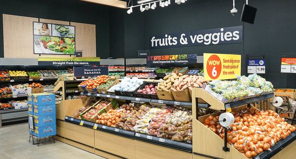 Save a Lot商店的农产品区