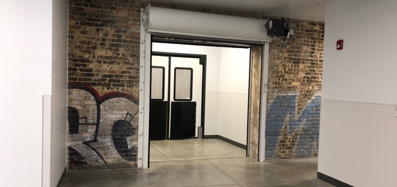 孵化场的储藏区