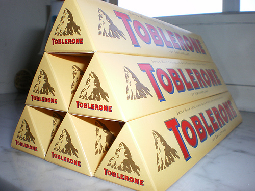 三角巧克力包装设计